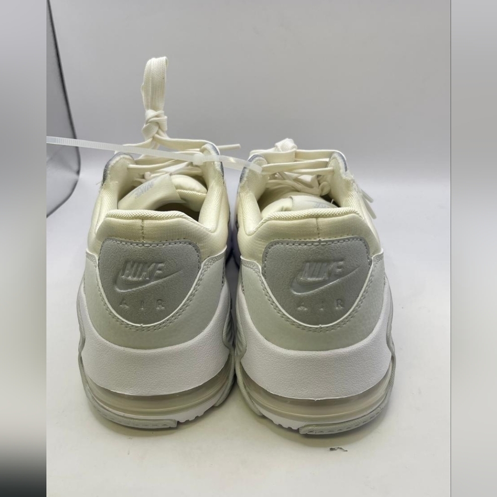 Brand New Nike Air Max Excee Women's Athletic Running Sneakers Size 7.5 - Picture 5 of 6